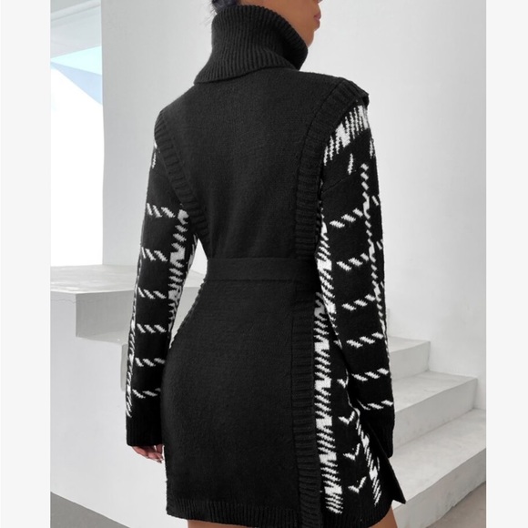 Cozy Houndstooth Pattern Turtle Neck Belted Sweater Dress - Picture 3 of 7